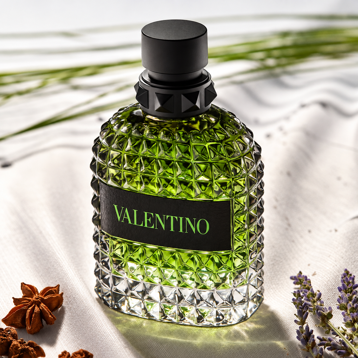 Valentino Uomo Born In Roma Green Stravaganza – 3.4 oz Eau de Toilette